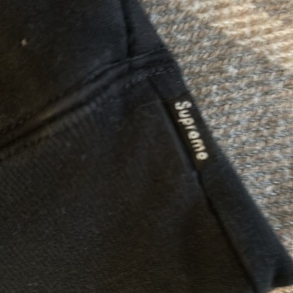Supreme hoodie men’s size large - Picture 7 of 8